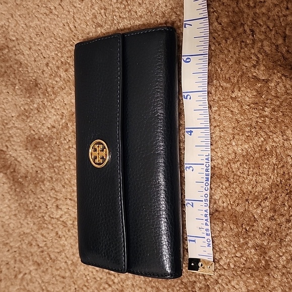 Tory Burch Leather Wallet with Gold Logo - Picture 6 of 11
